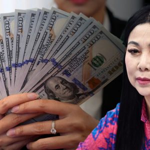 CÁN BỘ TA GIÀU QUÁ.