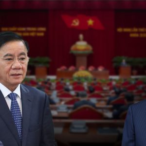 Vì sao T. Lâm phải đổi chiến lược quyền lực sang “chia quyền để giữ quyền” trước ĐH14?