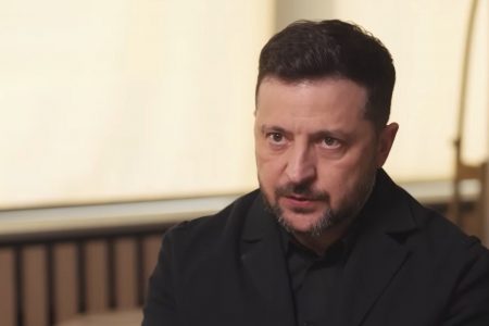 Kyiv bàng hoàng trước hành động của Trump: Chính phủ Ukraine ủng hộ Zelensky